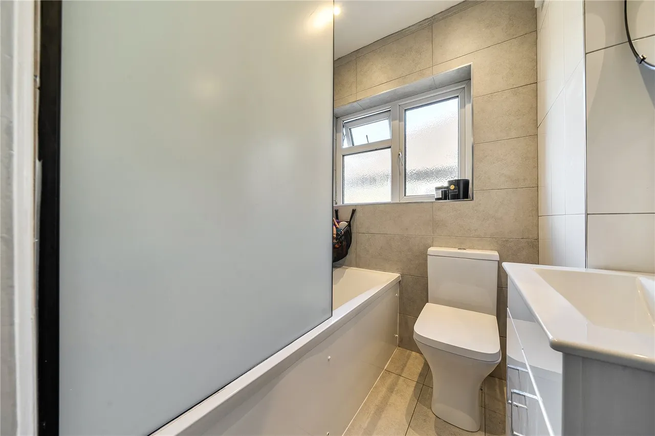 Eversley Avenue, Bexleyheath, DA7, photo 9