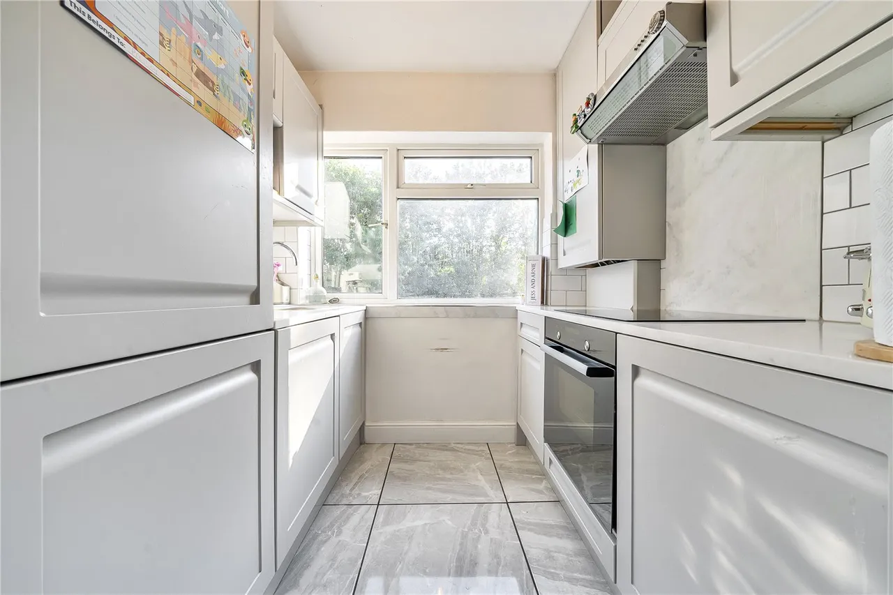 Eversley Avenue, Bexleyheath, DA7, photo 12