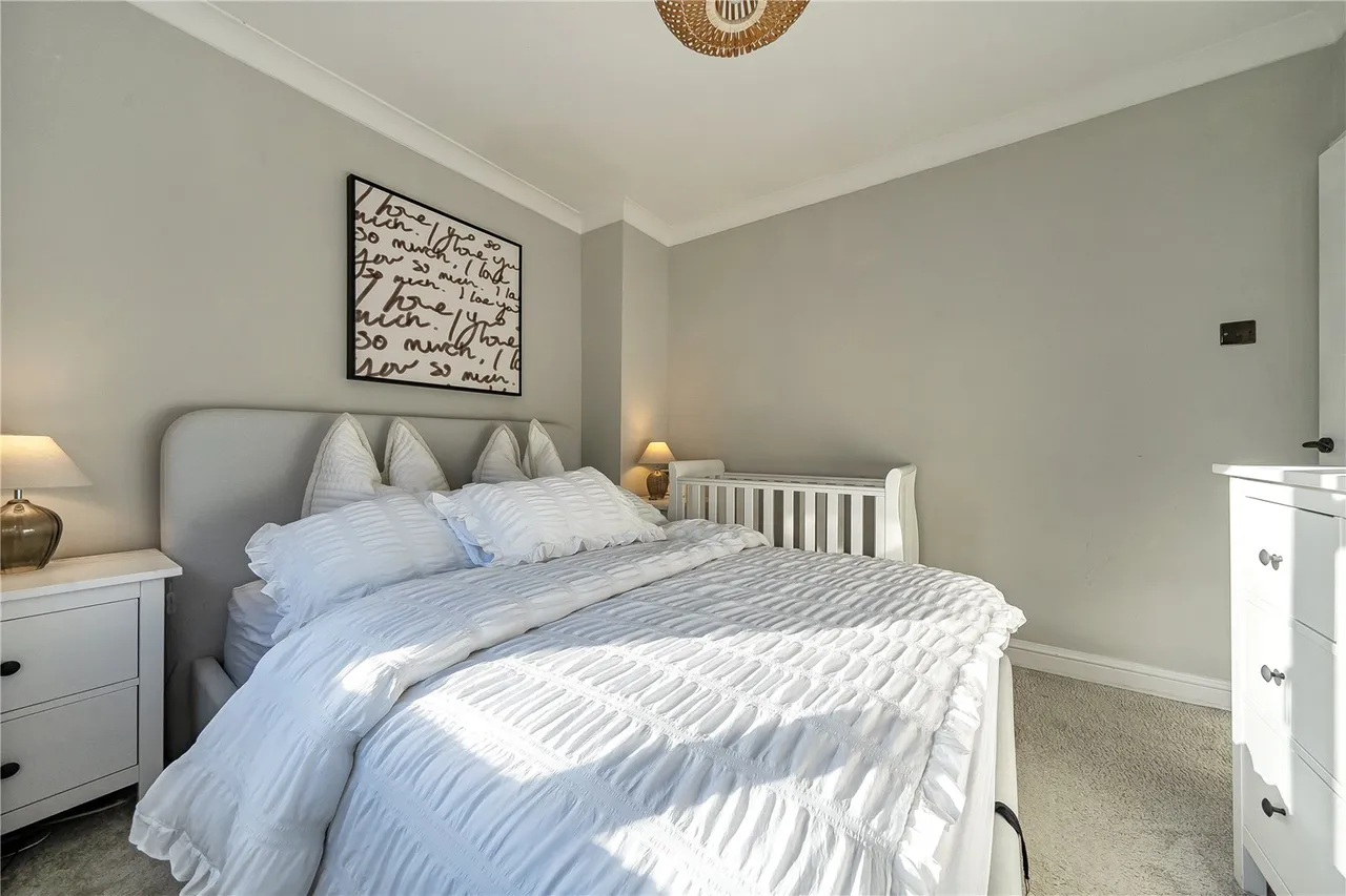 Eversley Avenue, Bexleyheath, DA7, photo 3
