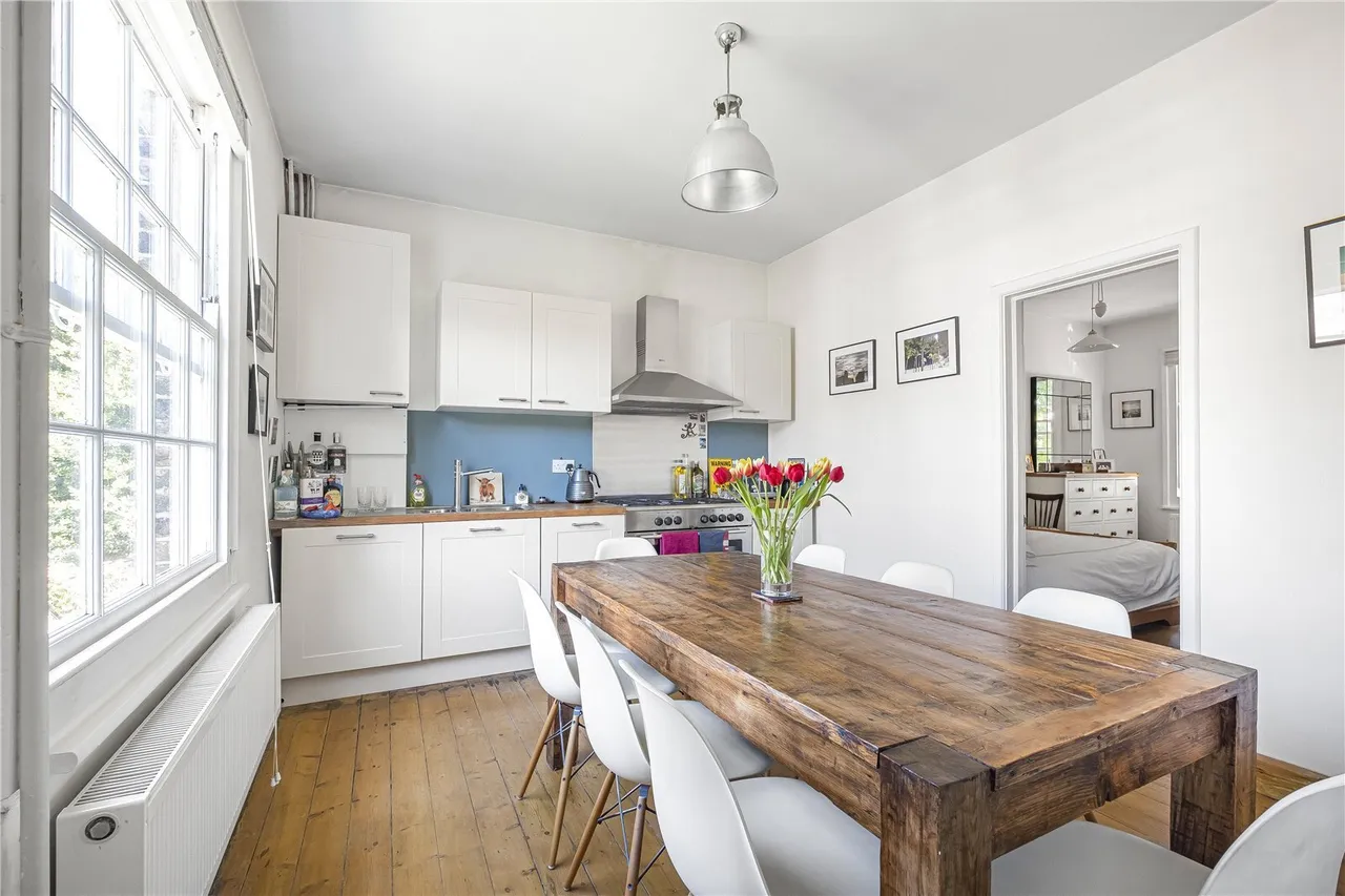 Odger Street, London, SW11, photo 2