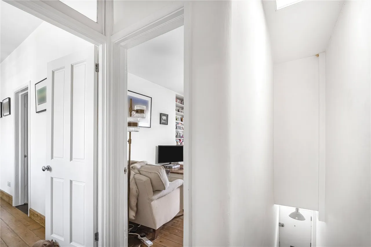 Odger Street, London, SW11, photo 11