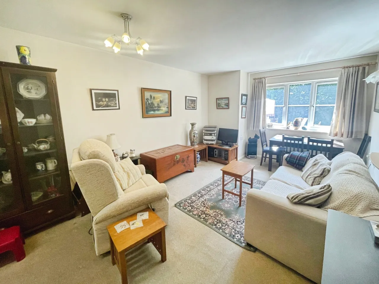 Oakfields, Lychpit, Basingstoke, Basingstoke, RG24 8TL, photo 2