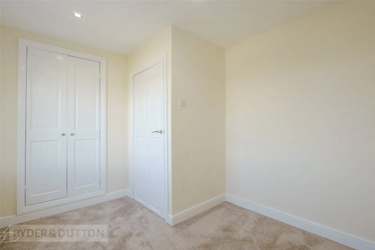 Alandale Road, Bradley, HD2, photo 15