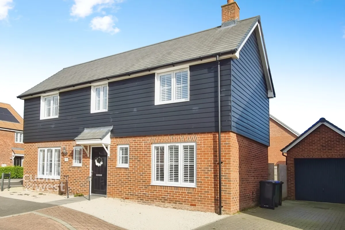 Everett Gardens, Eastergate, PO20, photo 6
