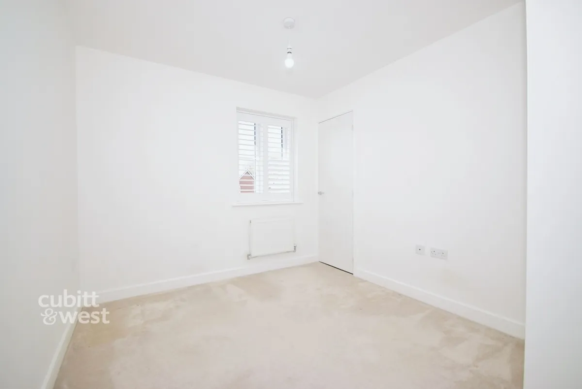 Everett Gardens, Eastergate, PO20, photo 15