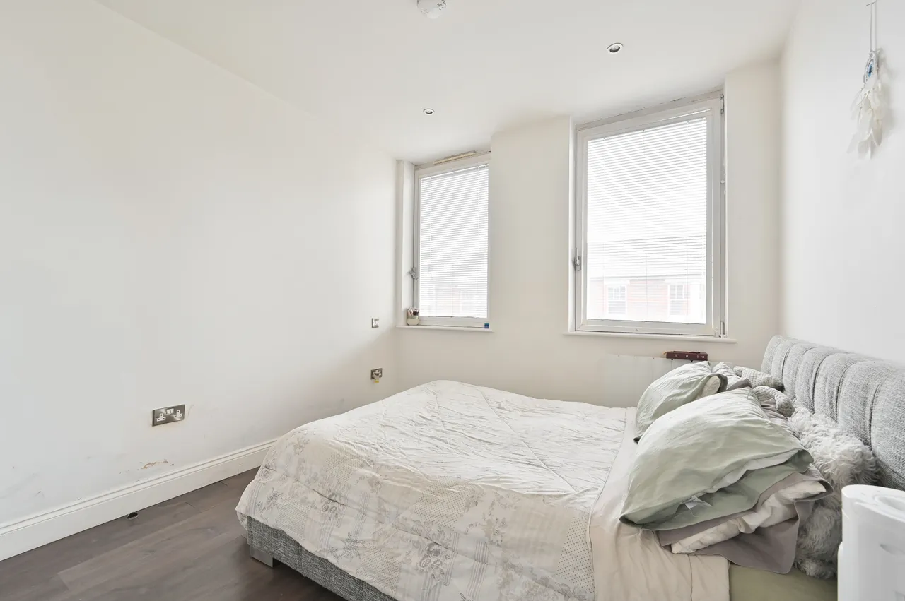 Flat 3, Chiltern House, Watford, photo 5
