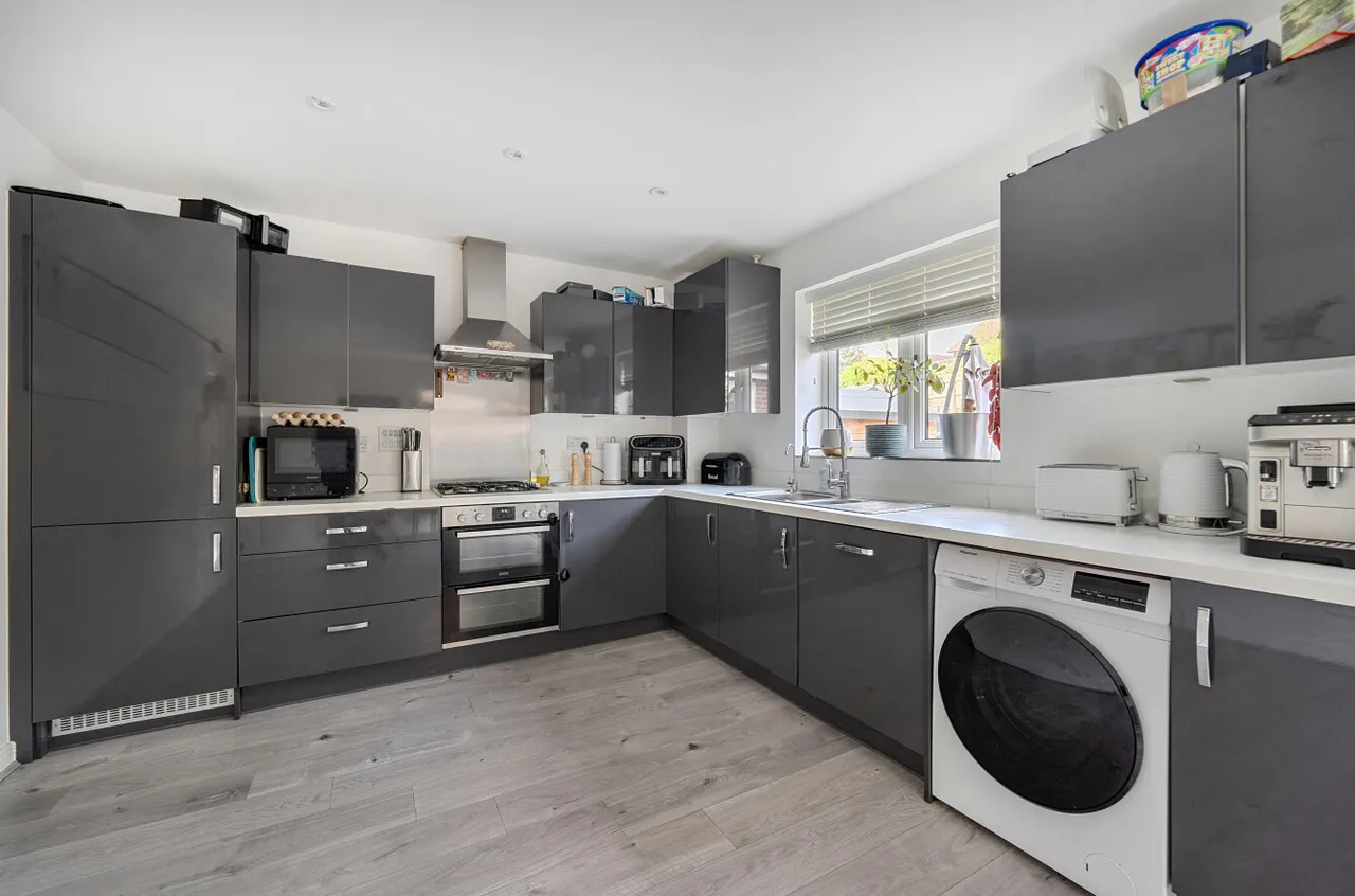 Firethorn, Shinfield, Reading, Berkshire, RG2 9GD, photo 8