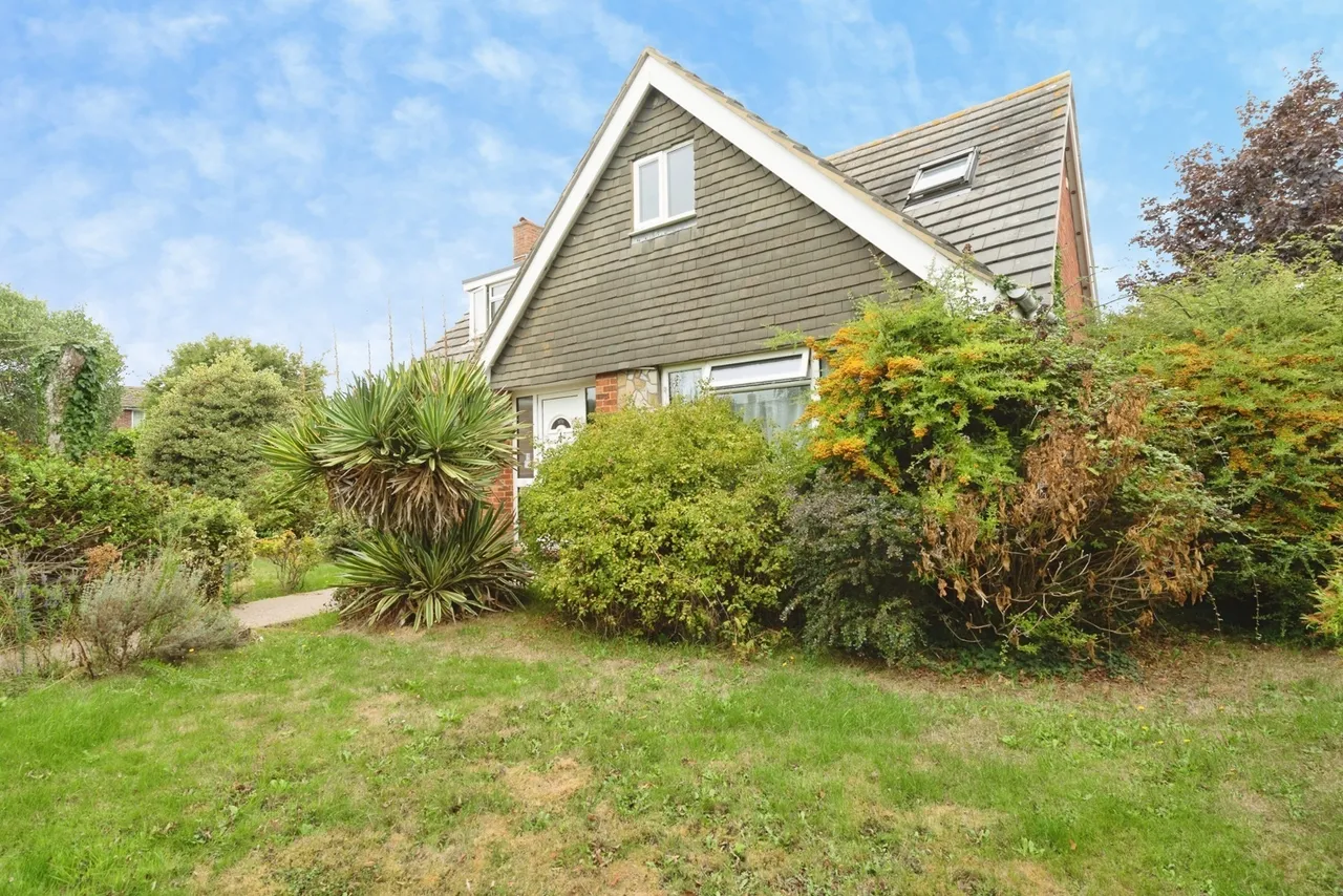 St. Thomas Avenue, Hayling Island, PO11, photo 22