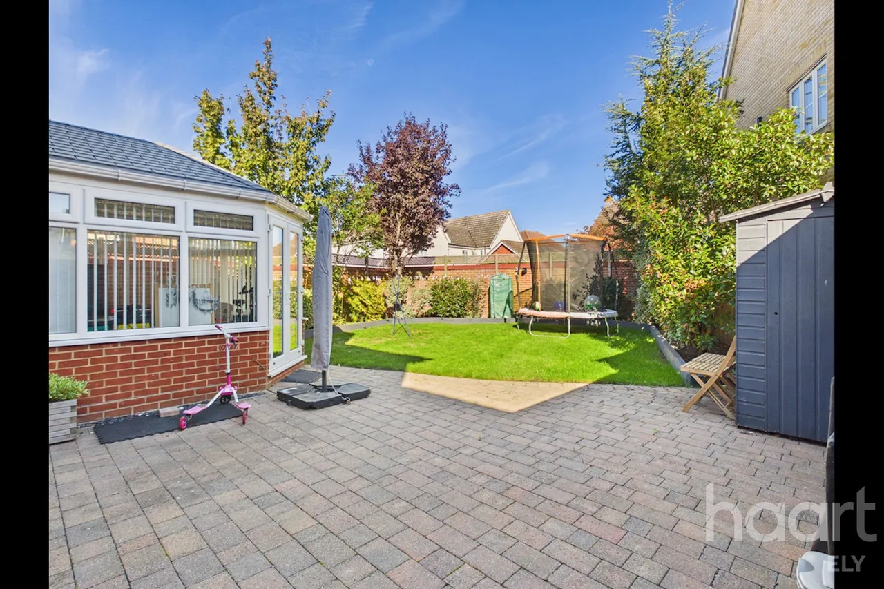 Granary End, Witchford, CB6, photo 10