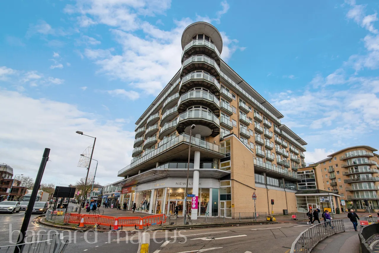 Bedfont Lane, Feltham, photo 8