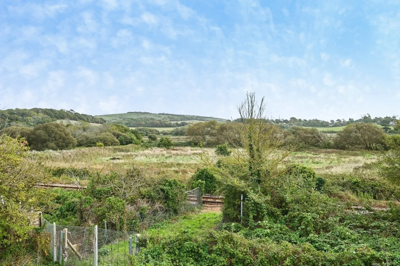 Aylett Close, Brading, PO36, photo 25