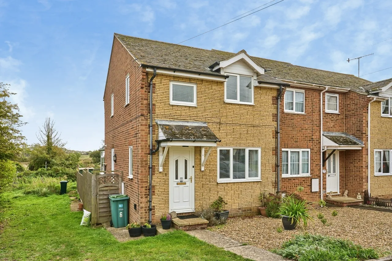 Aylett Close, Brading, PO36, photo 23