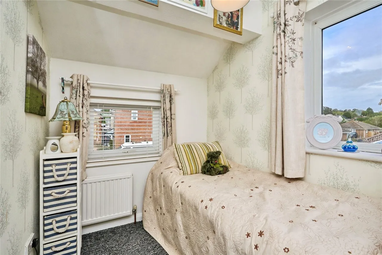 Aylett Close, Brading, PO36, photo 11
