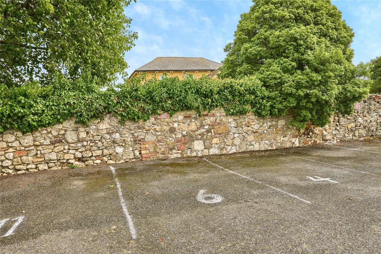 Aylett Close, Brading, PO36, photo 21