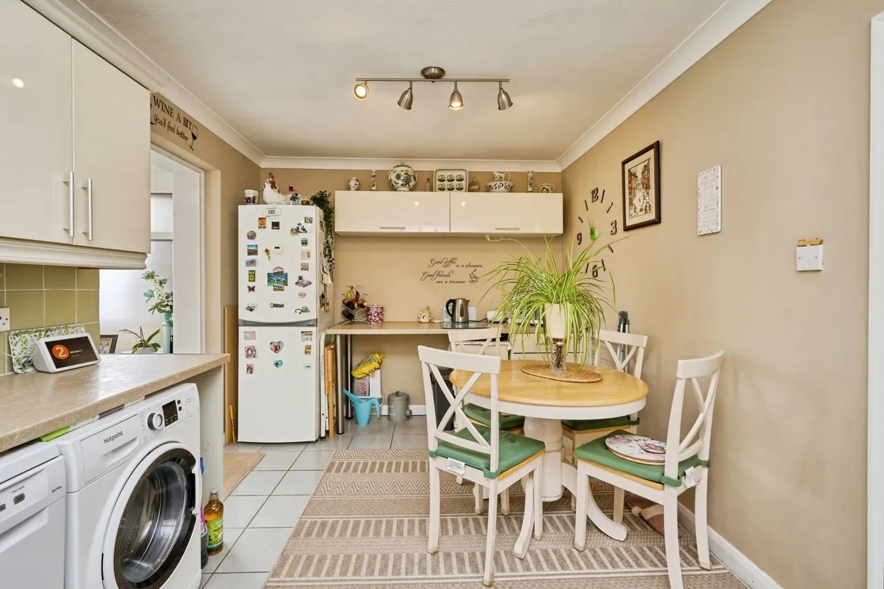Aylett Close, Brading, PO36, photo 48