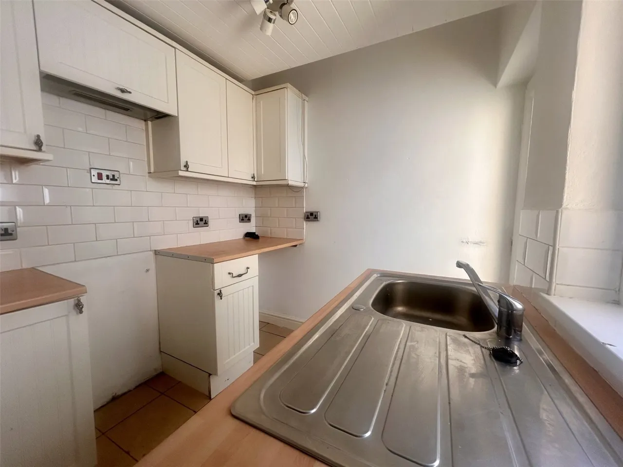 North Terrace, Pwllheli, LL53, photo 4