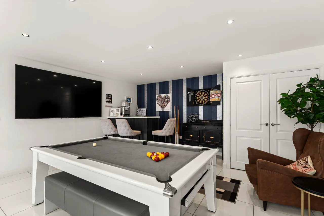 Birchtree Road, Bishopton, photo 13