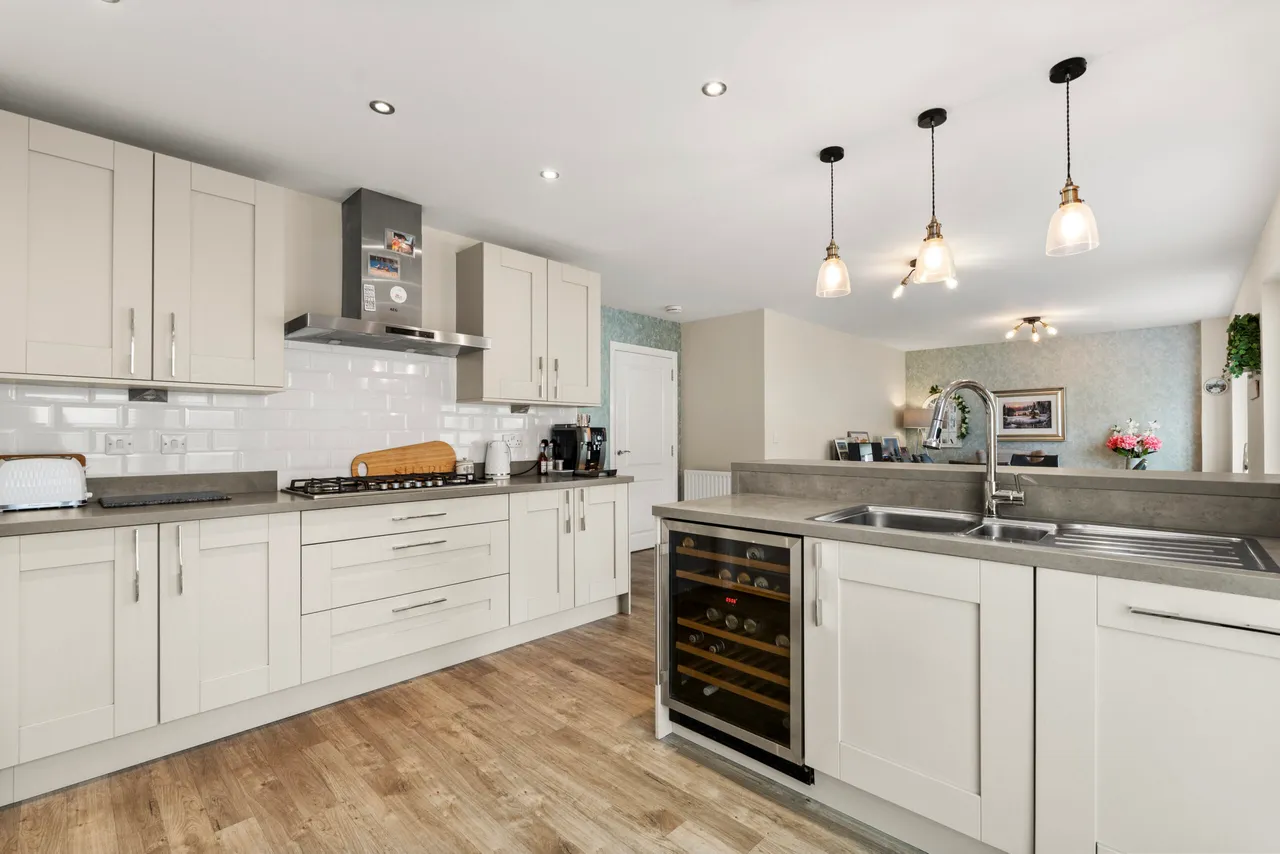 Birchtree Road, Bishopton, photo 2