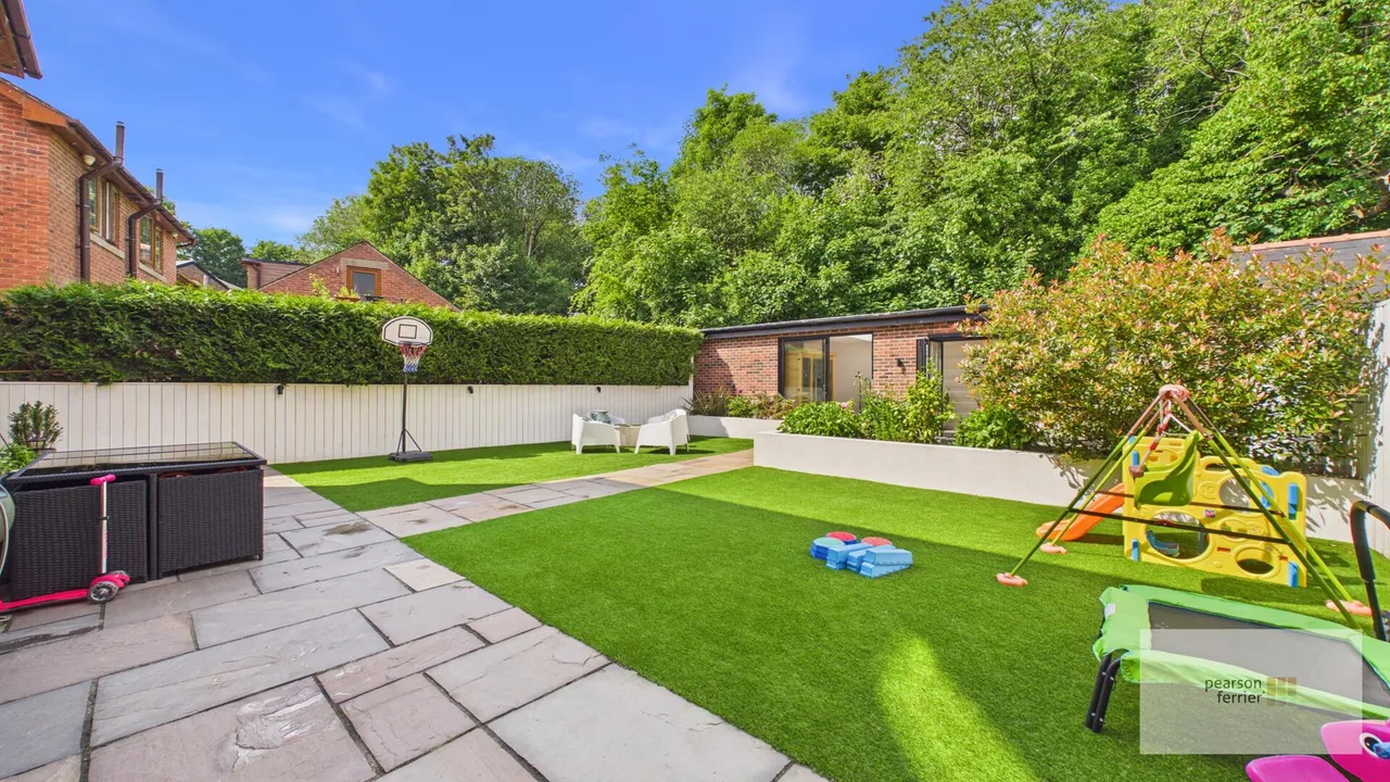 Manor Gardens, Bury, BL9 9FY, photo 41