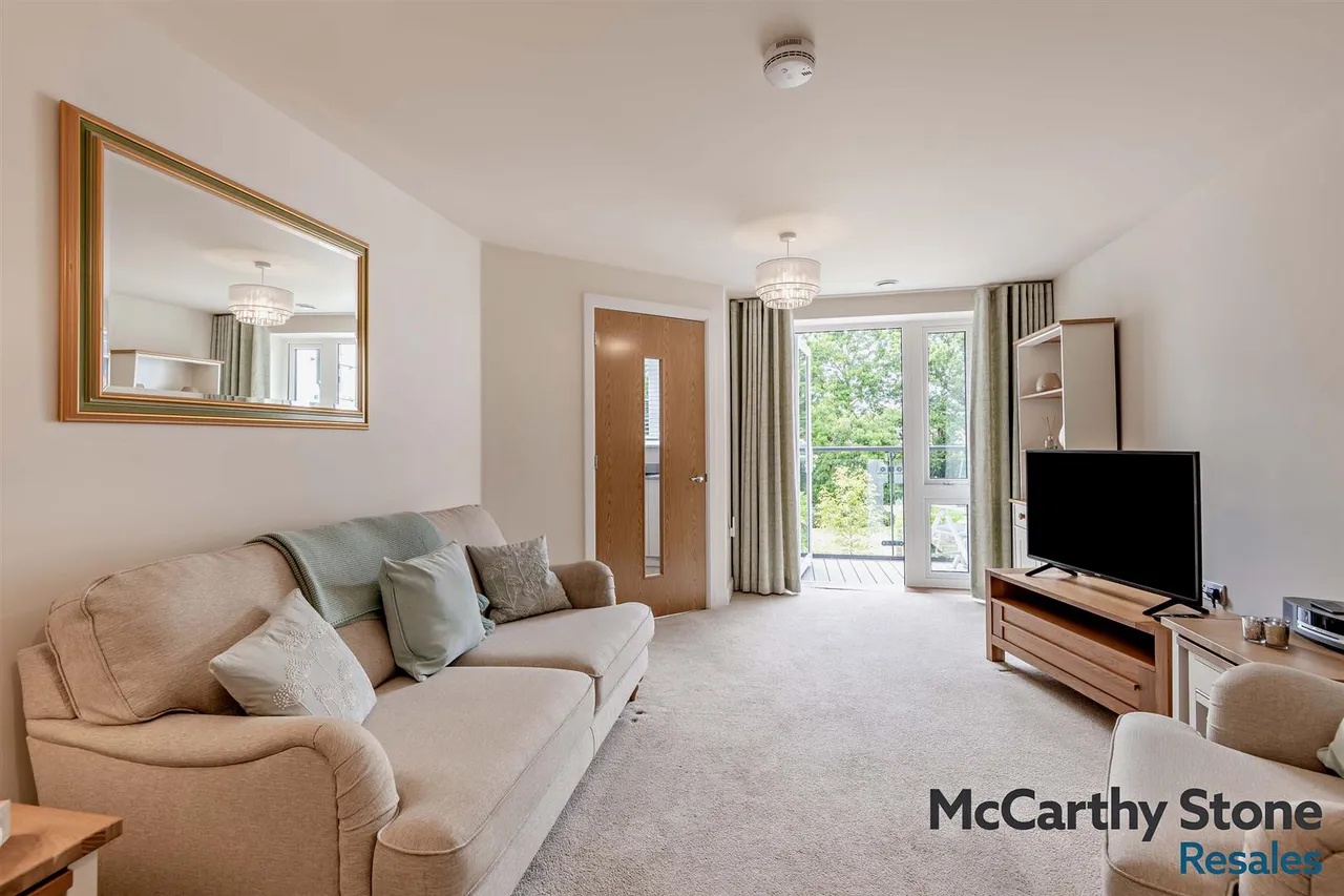 Highgate Hill, Hawkhurst, TN18, photo 12
