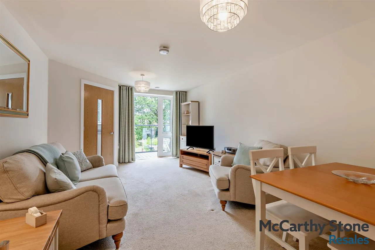 Highgate Hill, Hawkhurst, TN18, photo 4
