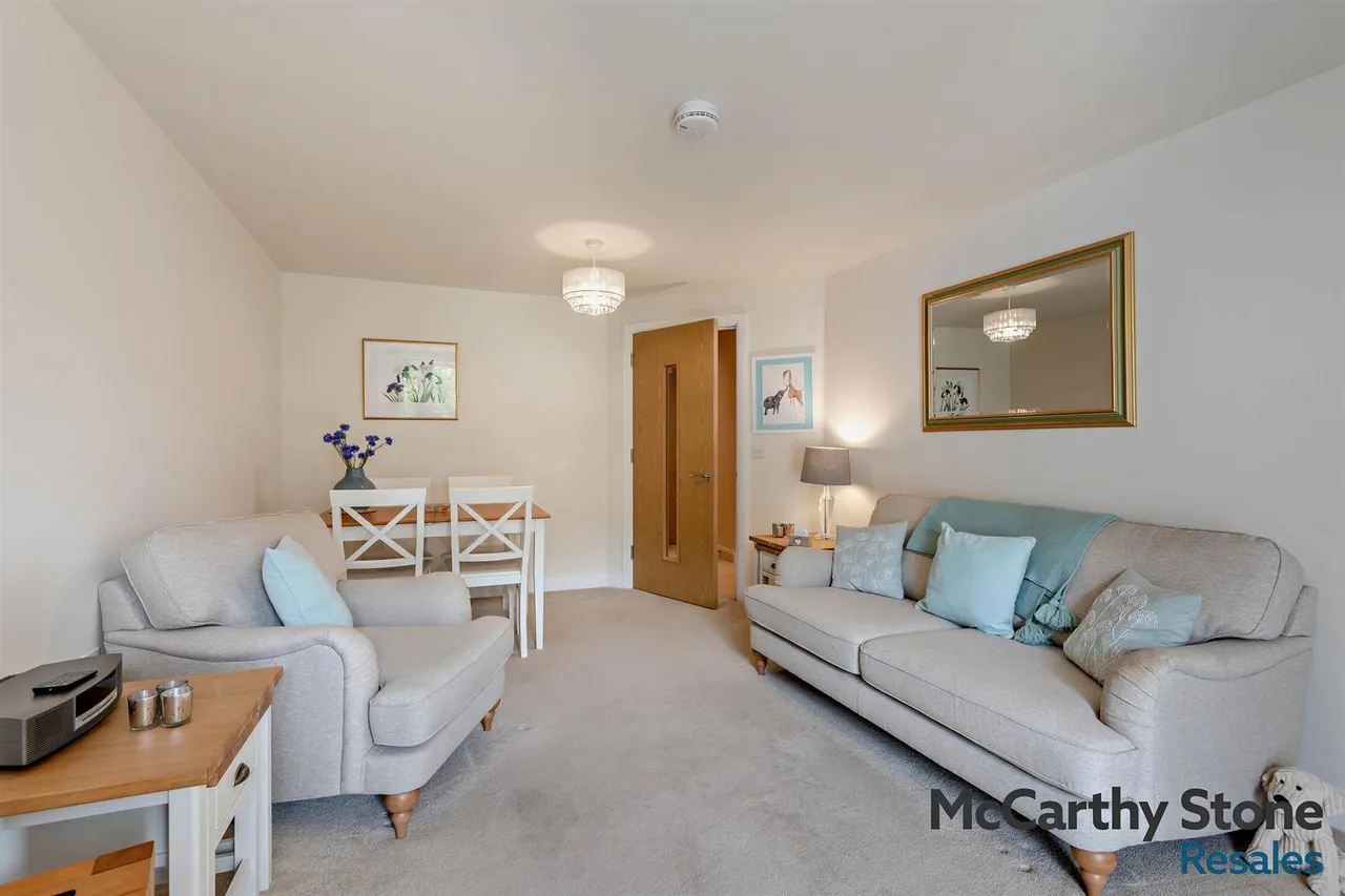 Highgate Hill, Hawkhurst, TN18, photo 14