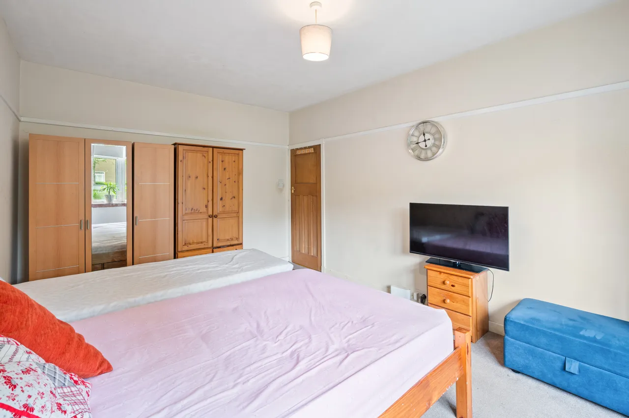 Carrick Knowe Avenue, Carrick Knowe, EH12, photo 12