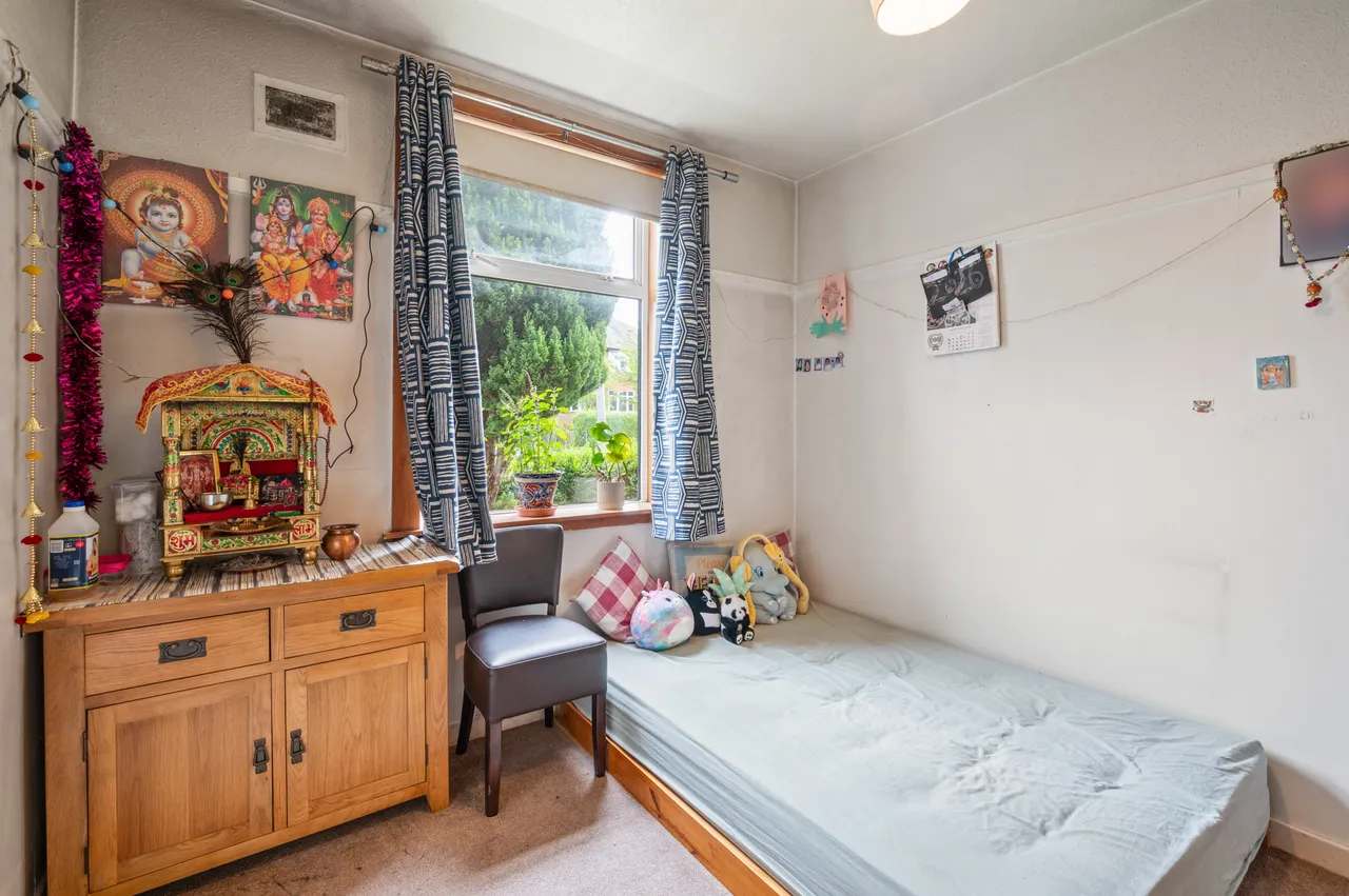 Carrick Knowe Avenue, Carrick Knowe, EH12, photo 15