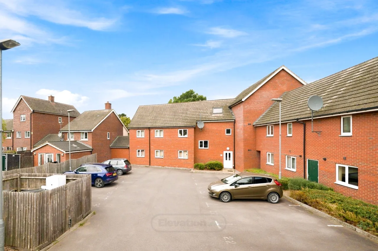 Empress Matilda Gardens, Old Wolverton, Milton Keynes, Milton Keynes, MK12 5FZ, photo 14