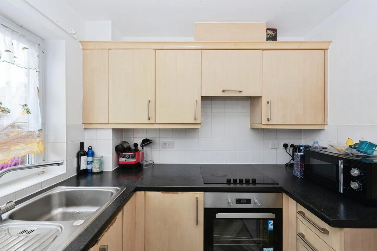 Wooldridge Close, Feltham, TW14, photo 7