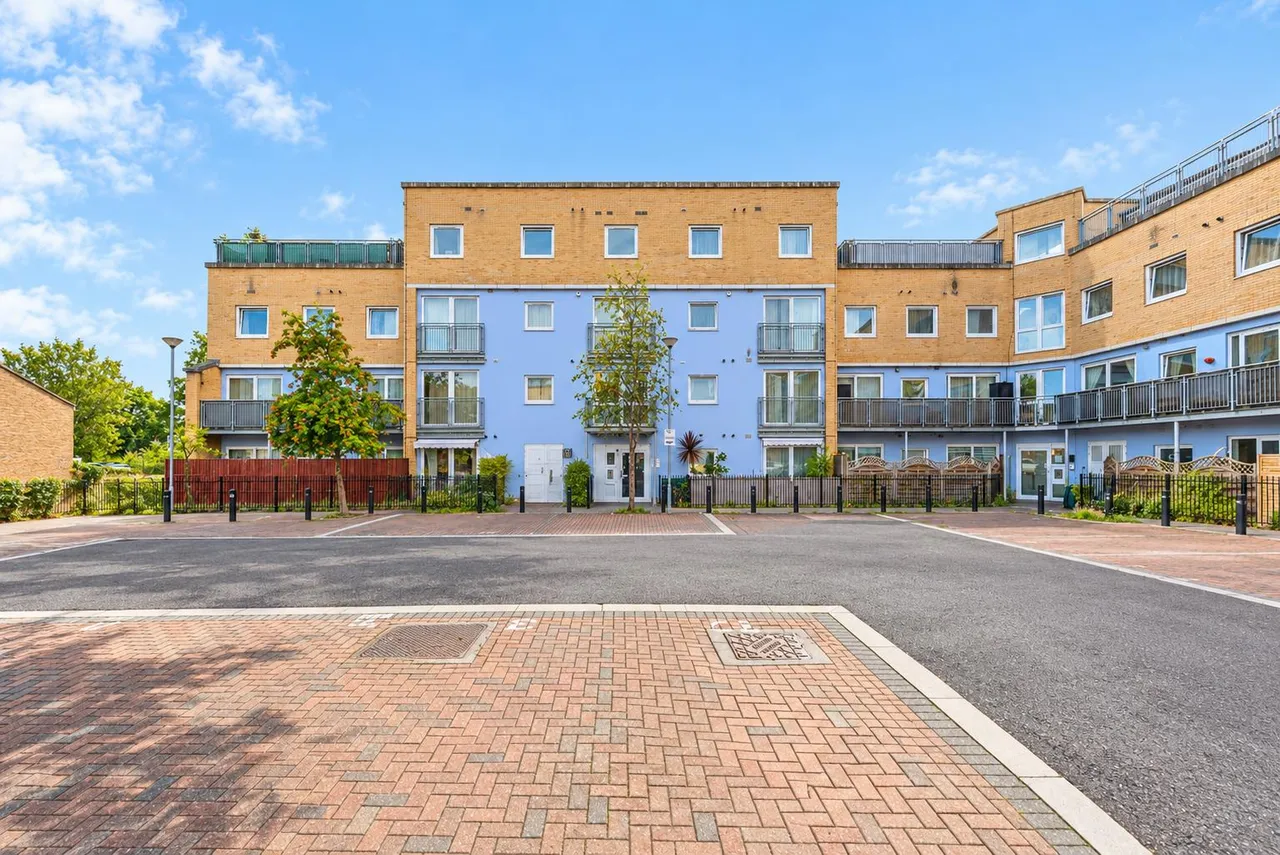 Wooldridge Close, Feltham, TW14, photo 15