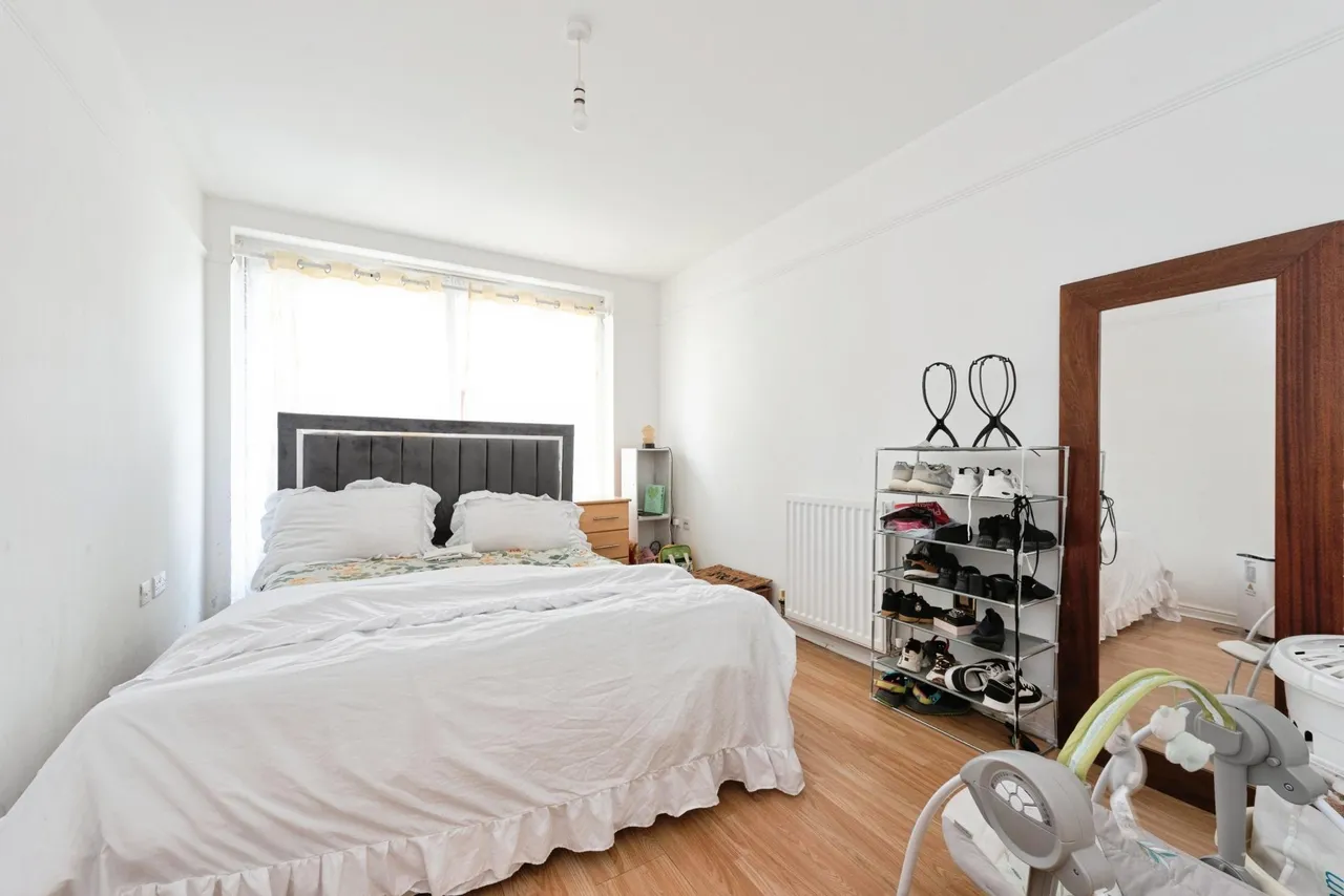 Wooldridge Close, Feltham, TW14, photo 13