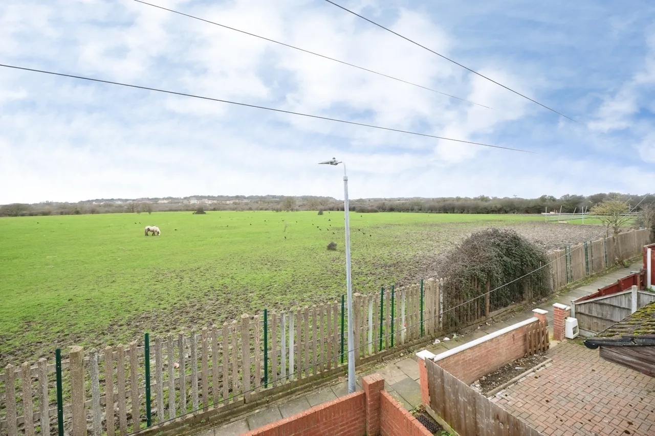 Chigwell View, Romford, RM5, photo 3