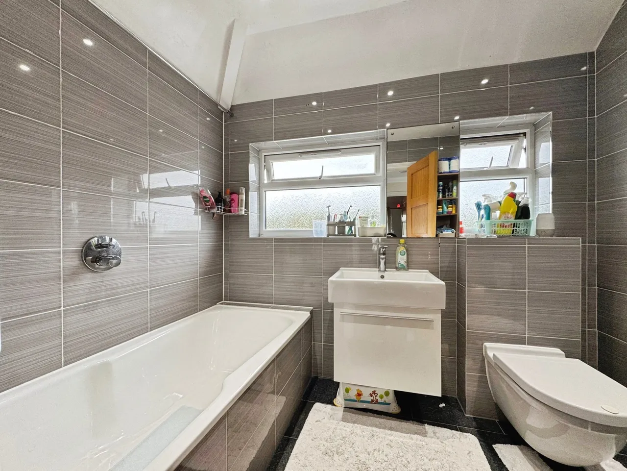 Merlin Crescent, Edgware, HA8, photo 6