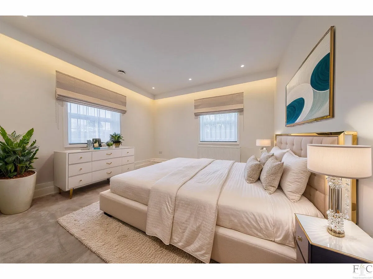 Stoughton Drive South, Leicester, LE2, photo 23