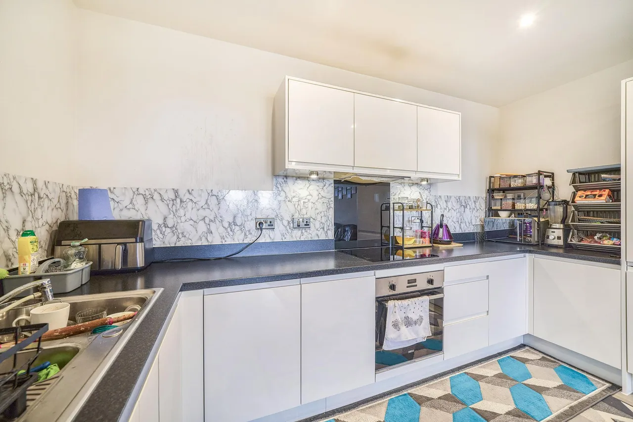 Chailey Place, Hayes, UB3, photo 9