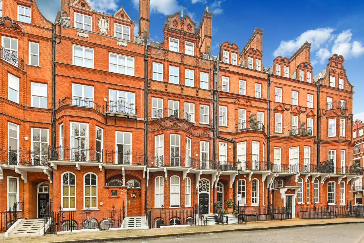2 bed flat for sale — Cadogan Square, Knightsbridge, London
