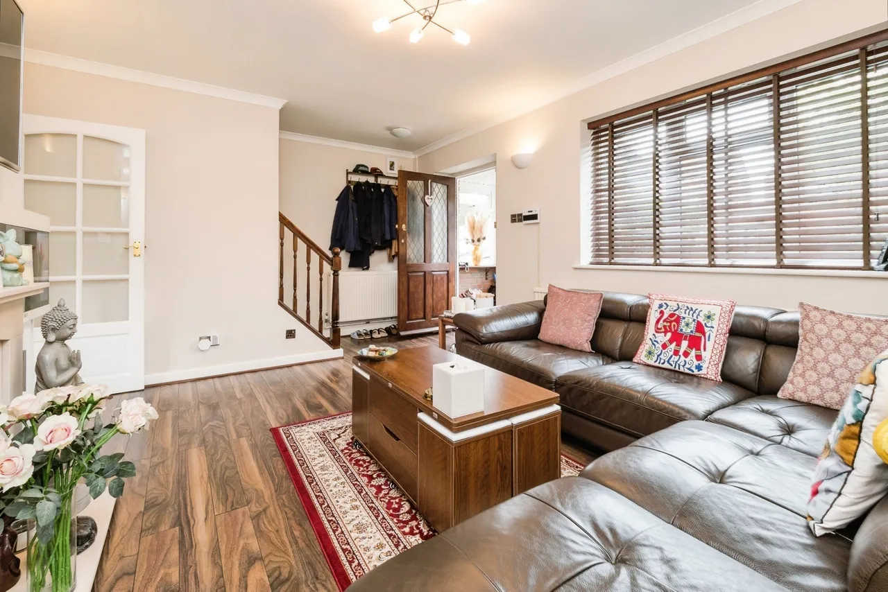 Manford Way, Chigwell, IG7, photo 8