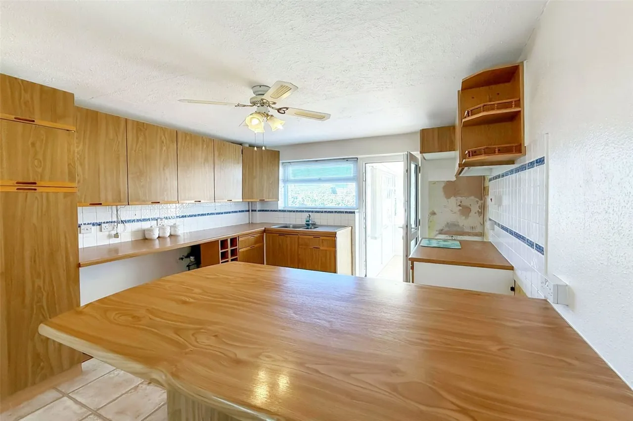 Littlehampton, BN17, photo 13