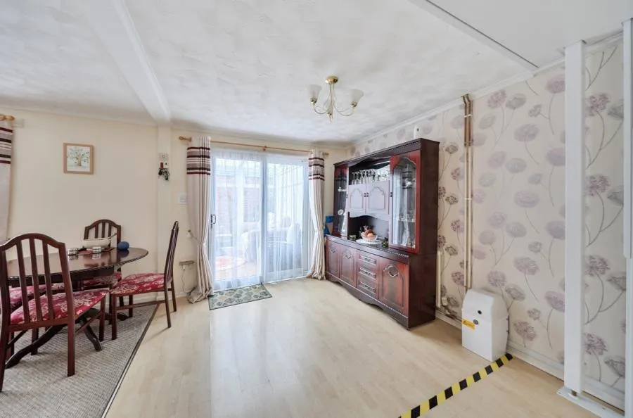 Pitcairn Close, Basingstoke, RG24, photo 6