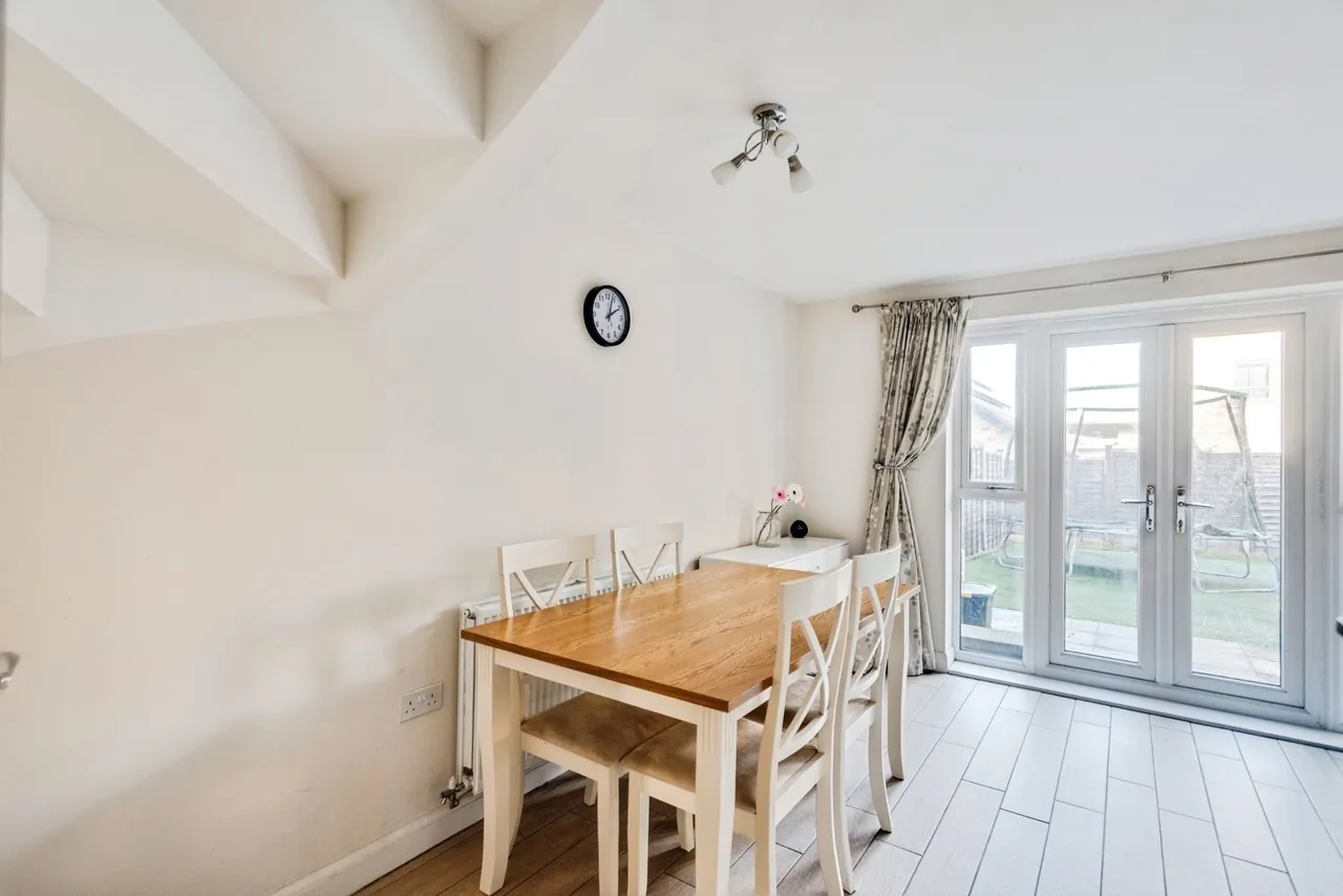 Beckett Strand, SWINDON, Wiltshire, SN1, photo 4