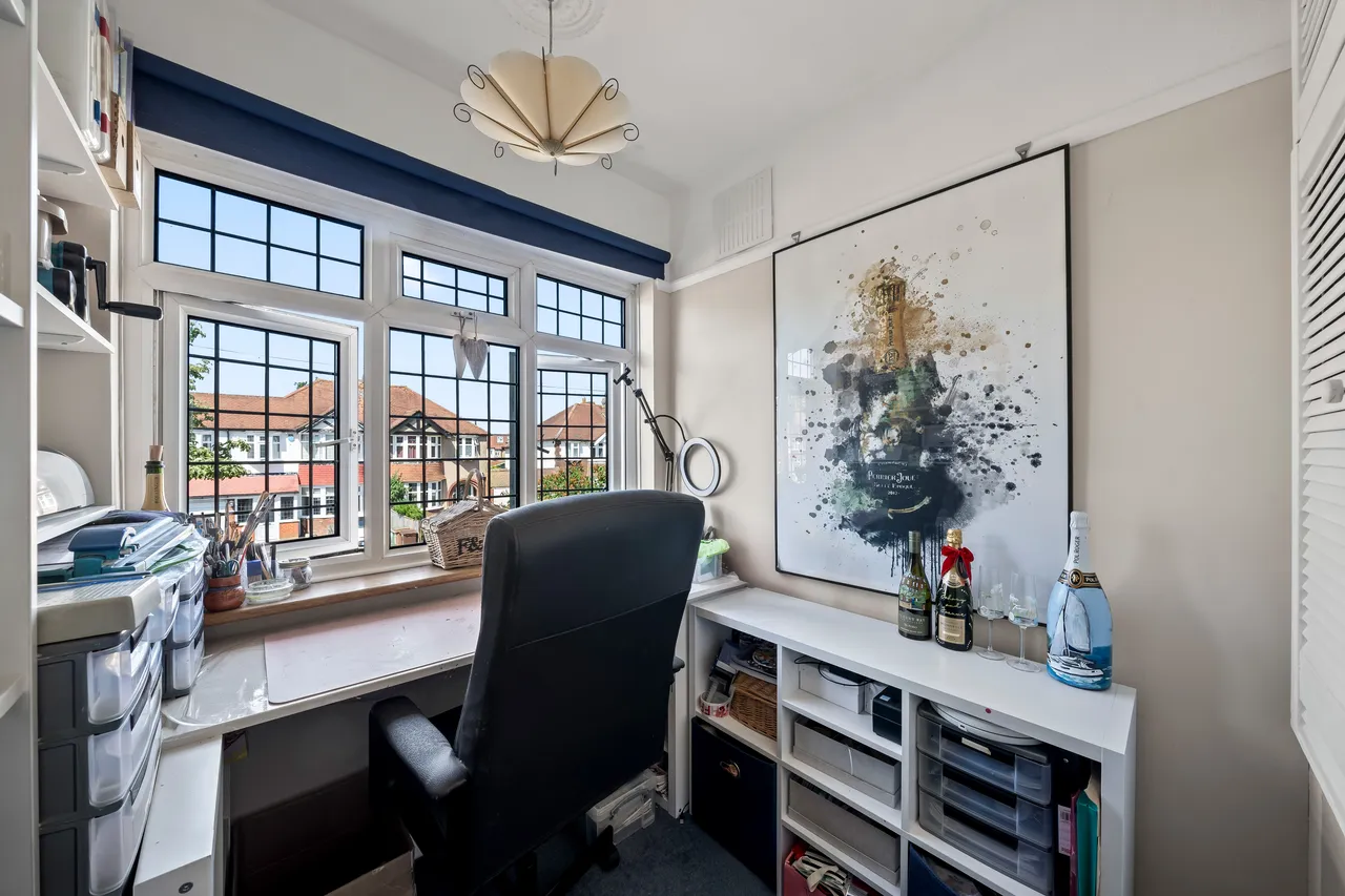 Richlands Avenue, EPSOM, Surrey, Epsom, KT172JW, photo 11