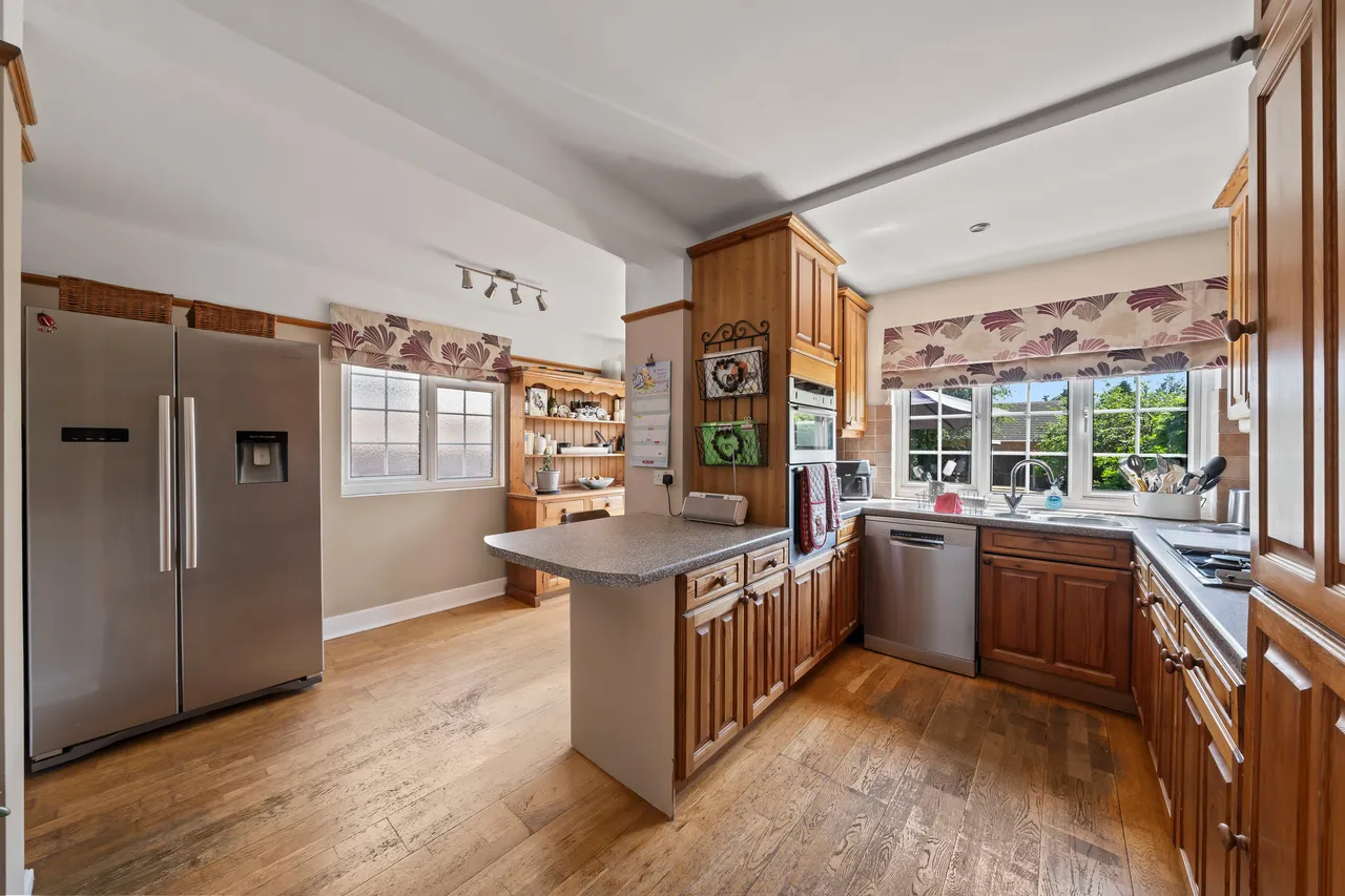 Richlands Avenue, EPSOM, Surrey, Epsom, KT172JW, photo 5