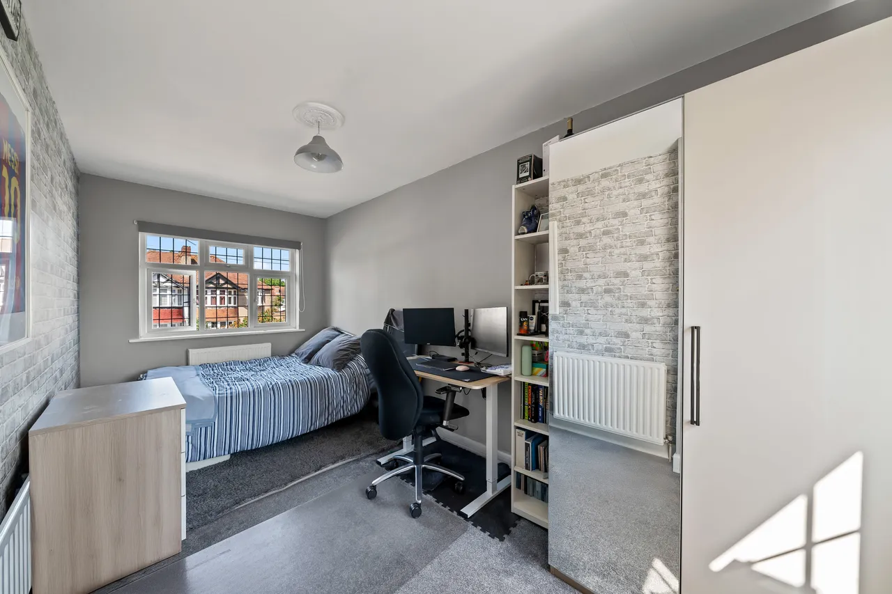 Richlands Avenue, EPSOM, Surrey, Epsom, KT172JW, photo 10