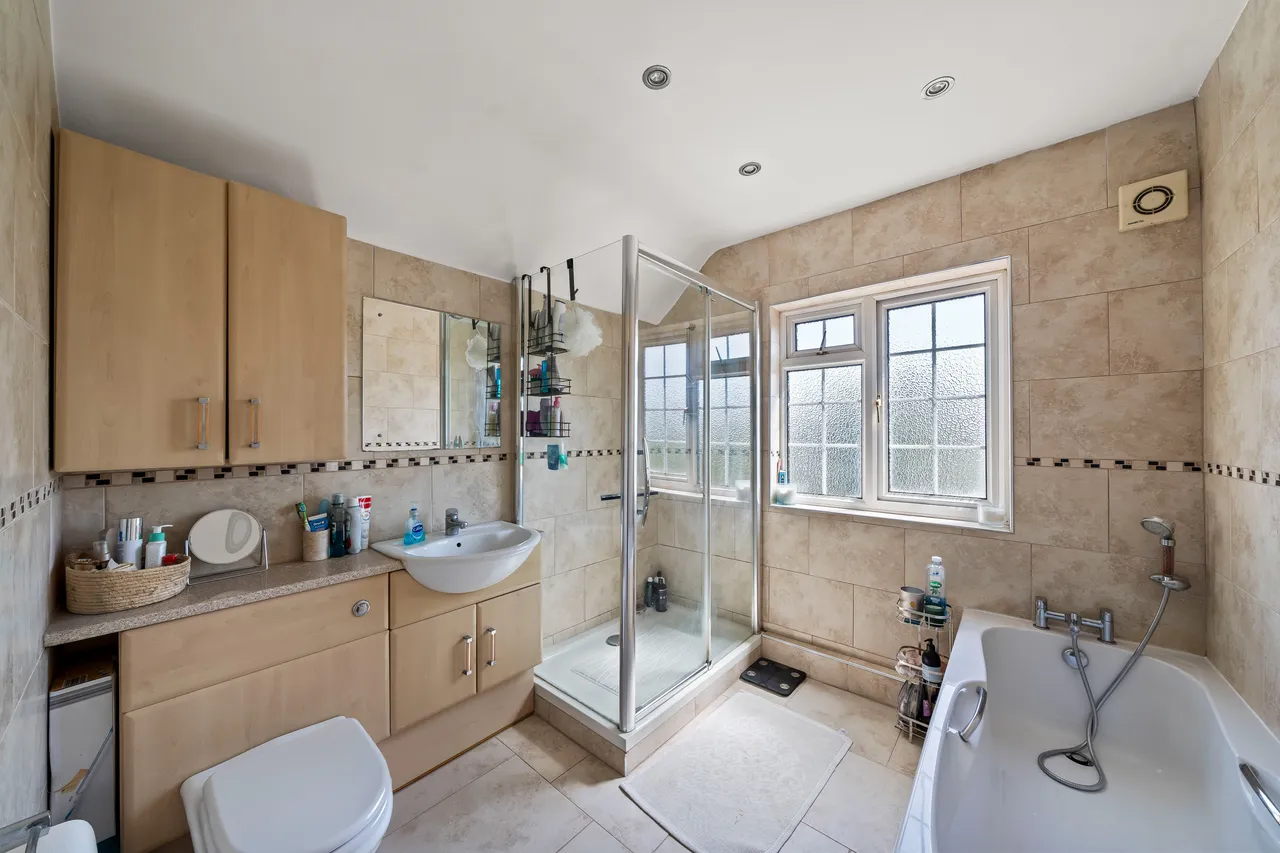 Richlands Avenue, EPSOM, Surrey, Epsom, KT172JW, photo 12