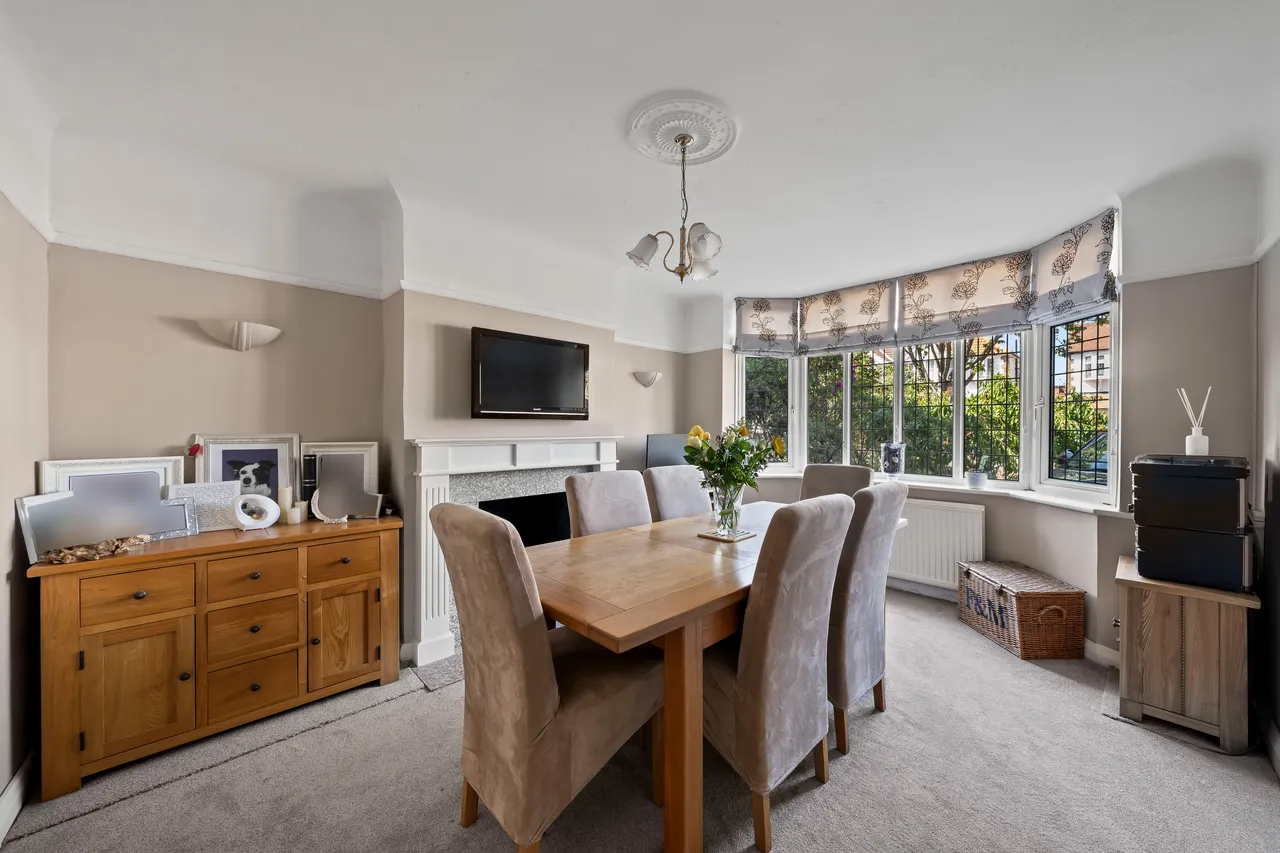 Richlands Avenue, EPSOM, Surrey, Epsom, KT172JW, photo 4