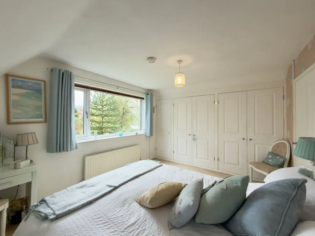 For SaleAlderbank, Horwich, photo 20