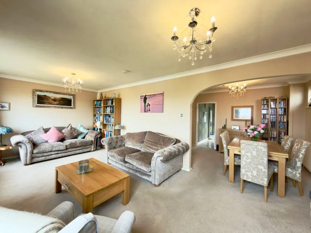 For SaleAlderbank, Horwich, photo 8