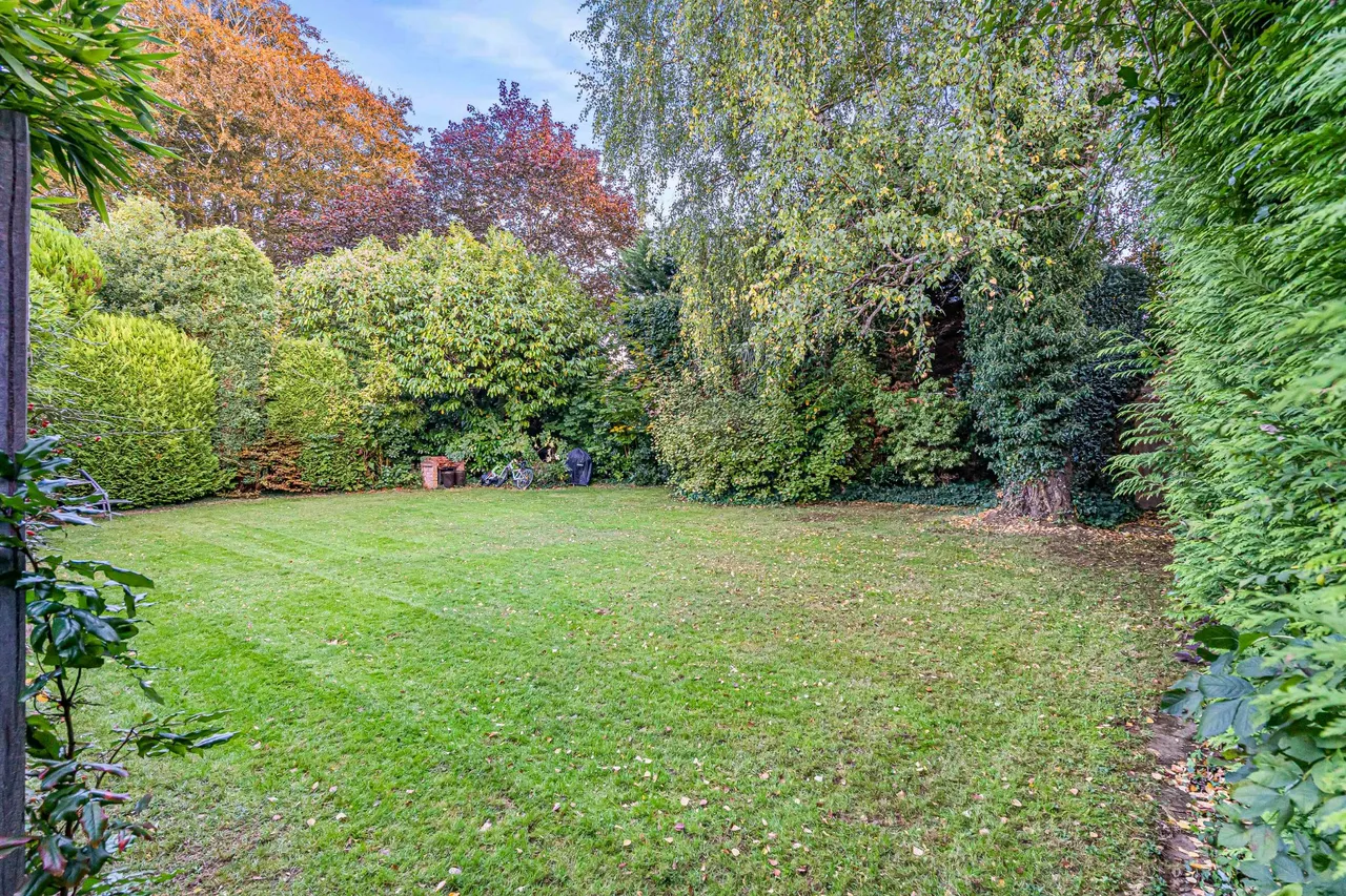 Busbridge Lane, Godalming, GU7, photo 4