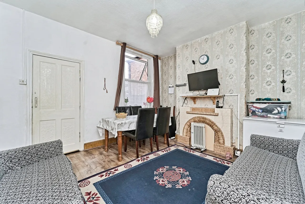 Kingsley Street, Walsall, West Midlands, WS2, photo 4